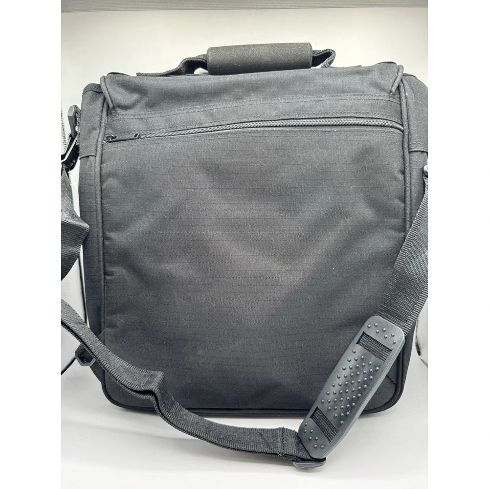 Leed's Black Messenger Bag Satchel Laptop Computer 8500-11